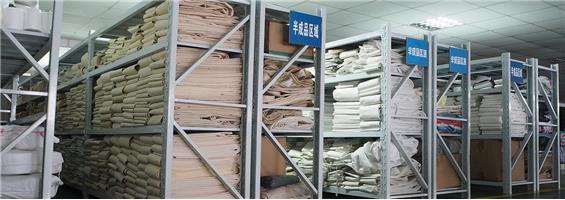 絳綸針刺氈上鐵環(huán)除塵過濾袋