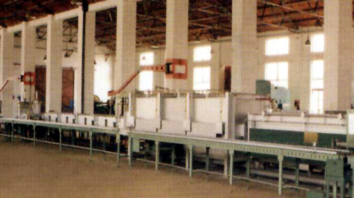 高溫推桿式全自動粉末冶金燒結(jié)爐 