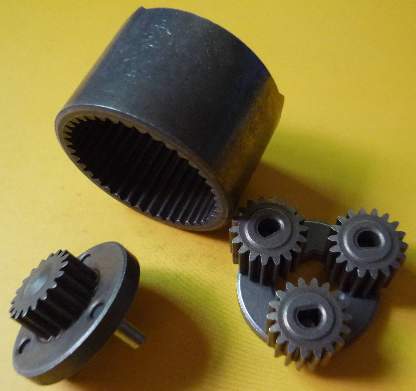 提供行星齒輪減速箱